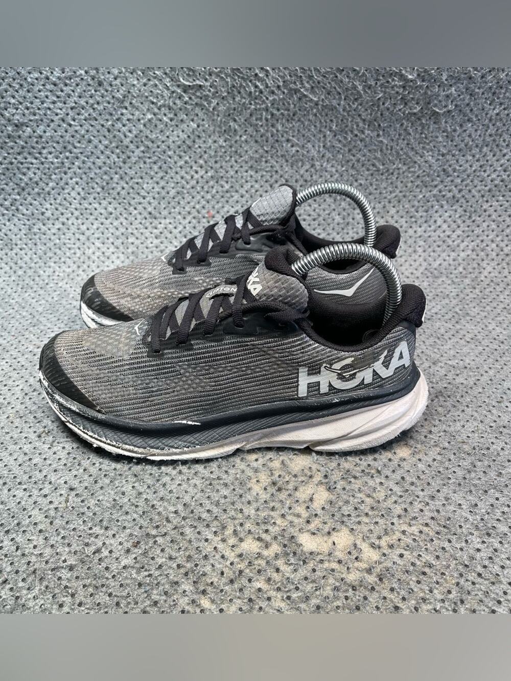Hoka One One Clifton 9 Running Shoes Size 6.5 Women’s 5 Men’s